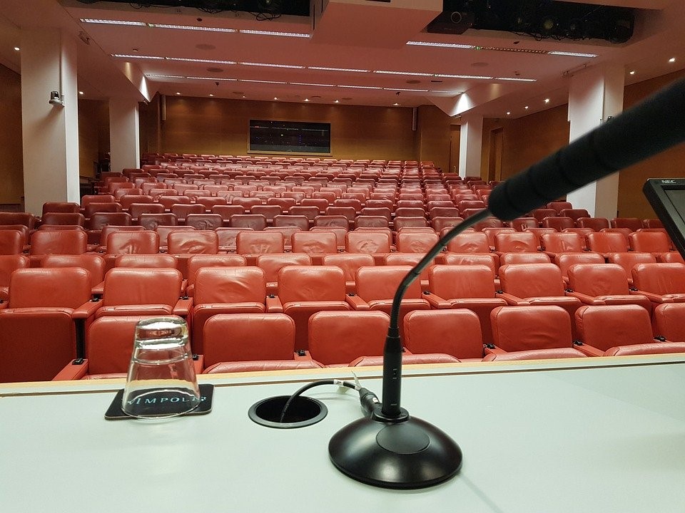 Pic4 Mic Speakers AV Components for Meeting Room